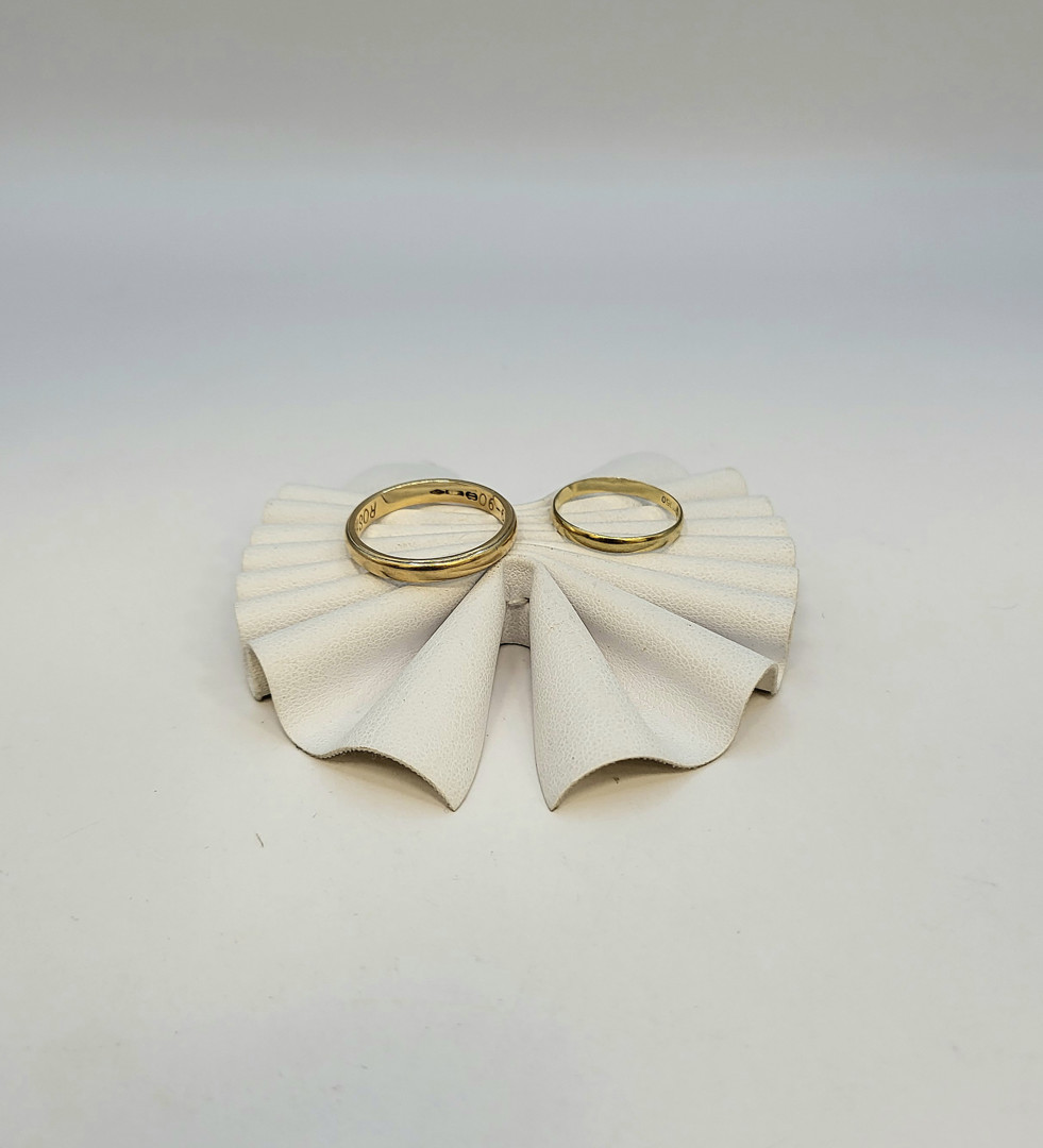 Due anelli oro 
