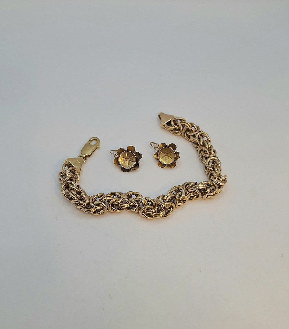 Bracciale e paio orecchini oro
