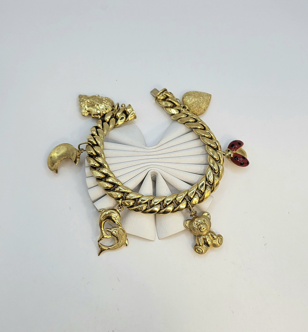 Bracciale con ciondoli oro