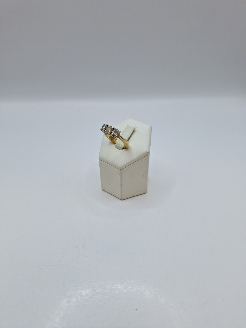 Anello oro diamanti 