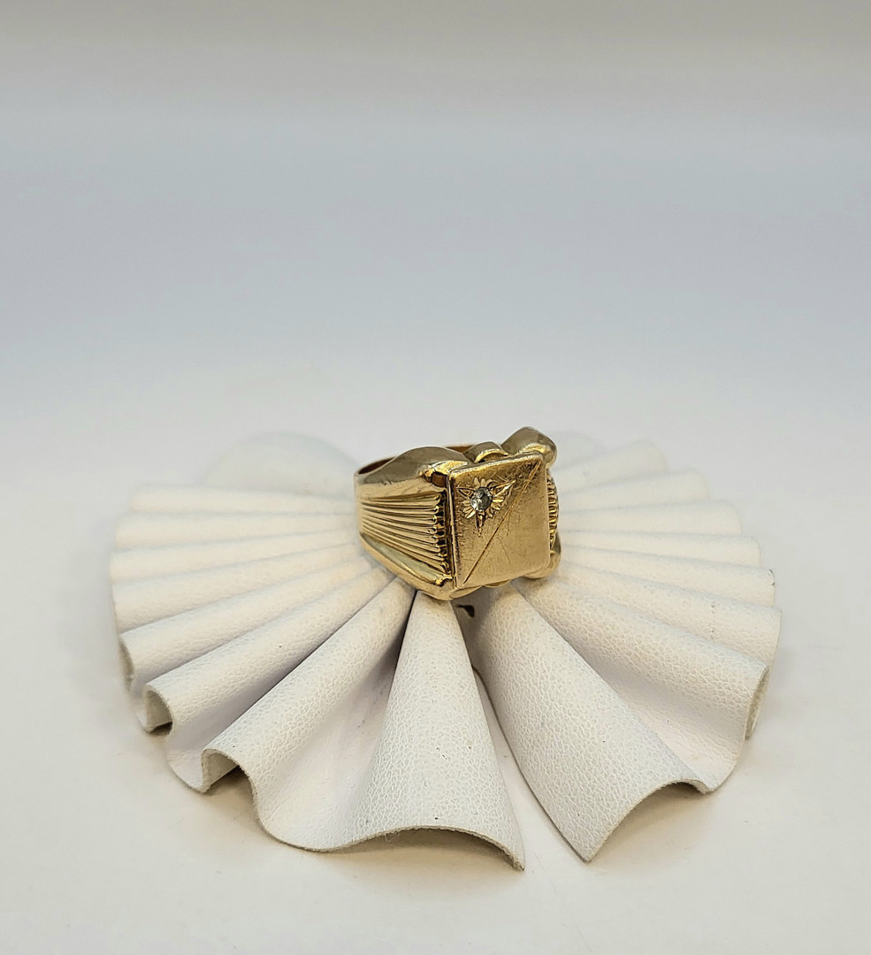 Anello oro pietra