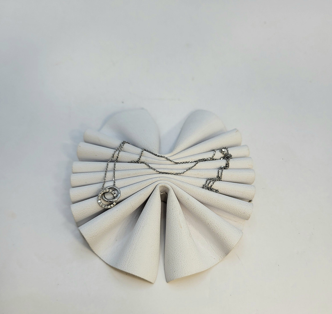 Collana oro pietre