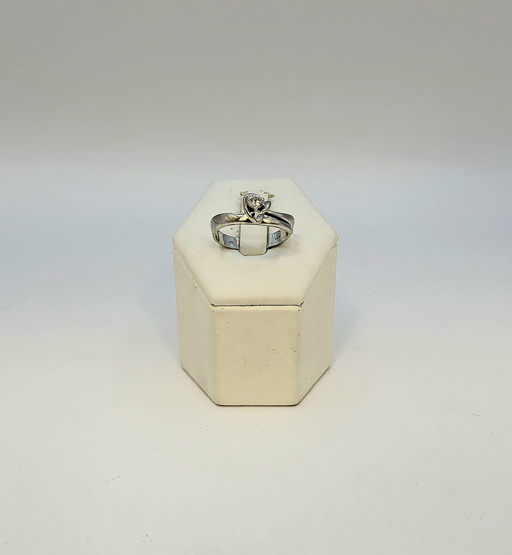 Anello oro diamantino