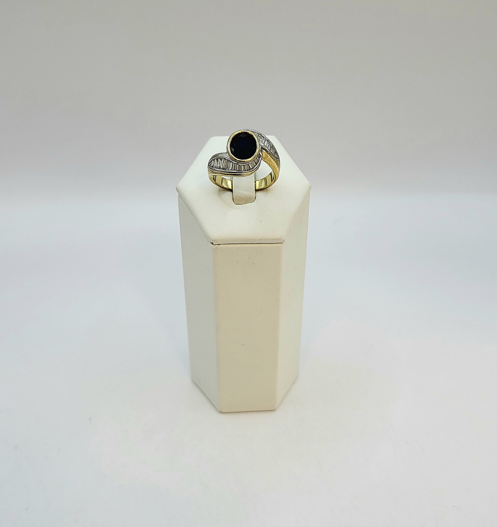 Anello oro diamanti zaffiro 