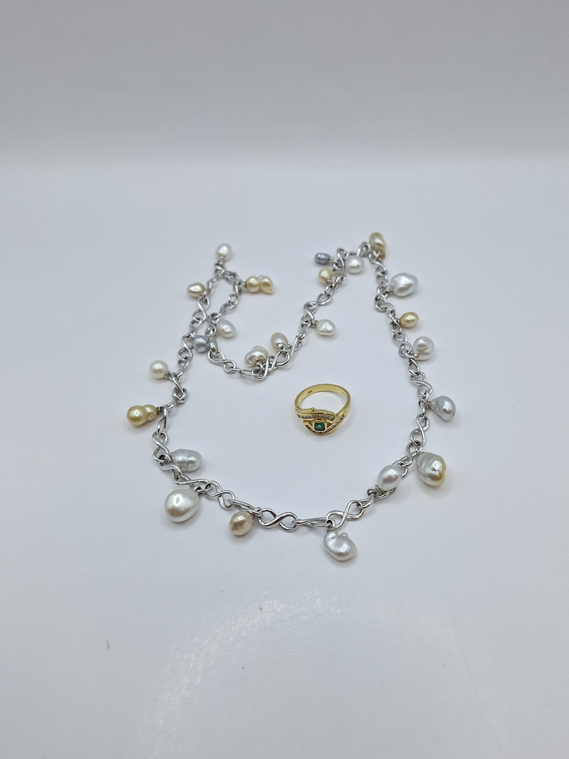 Collana e anello oro pietre perle madreperla diamanti 
