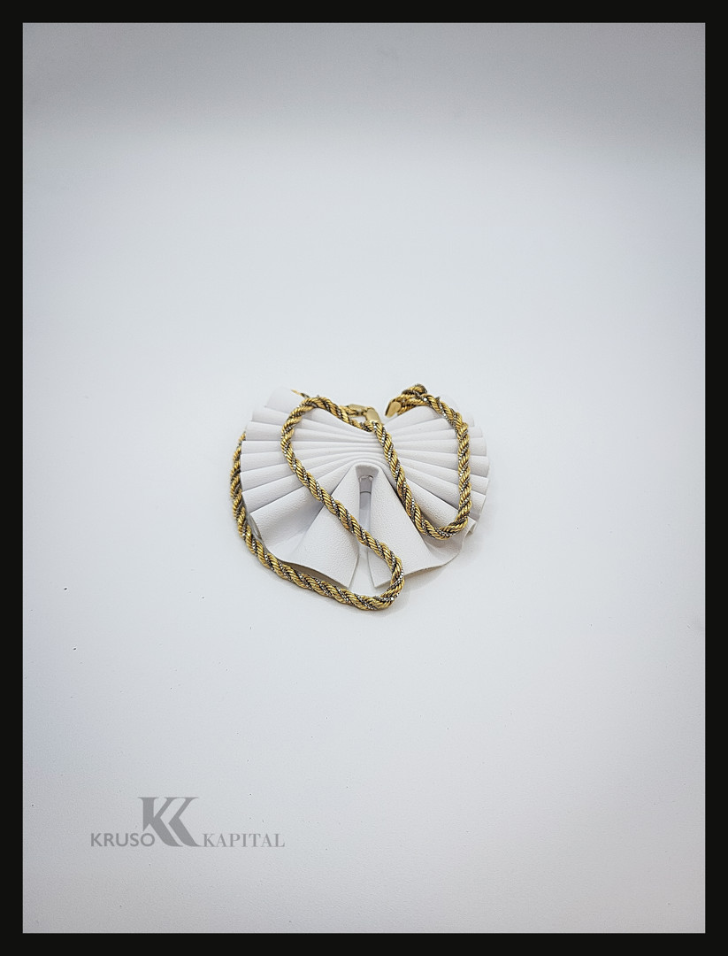 Collana oro