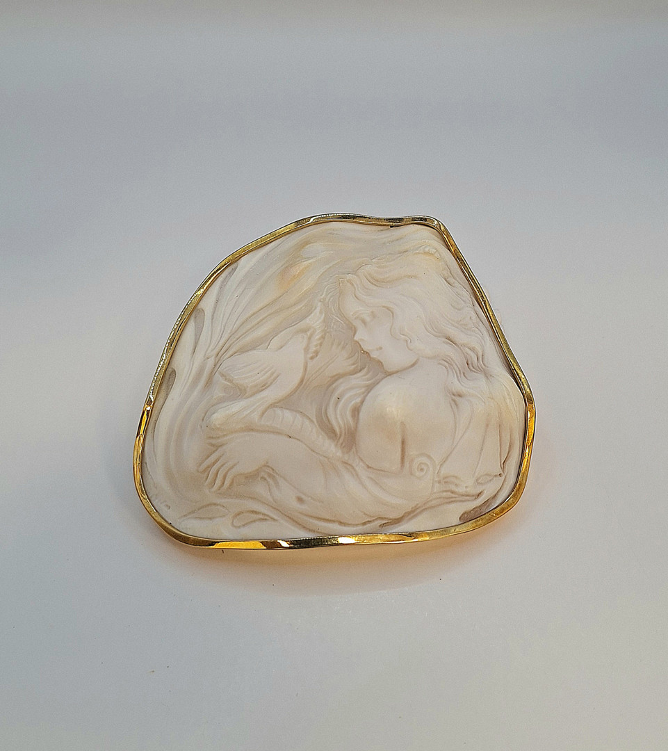 Spilla oro pietra