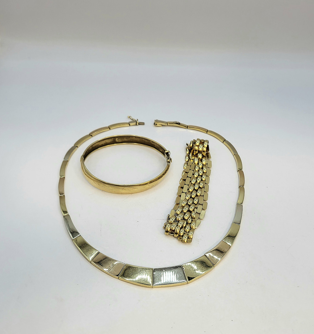 Vari oggetti oro