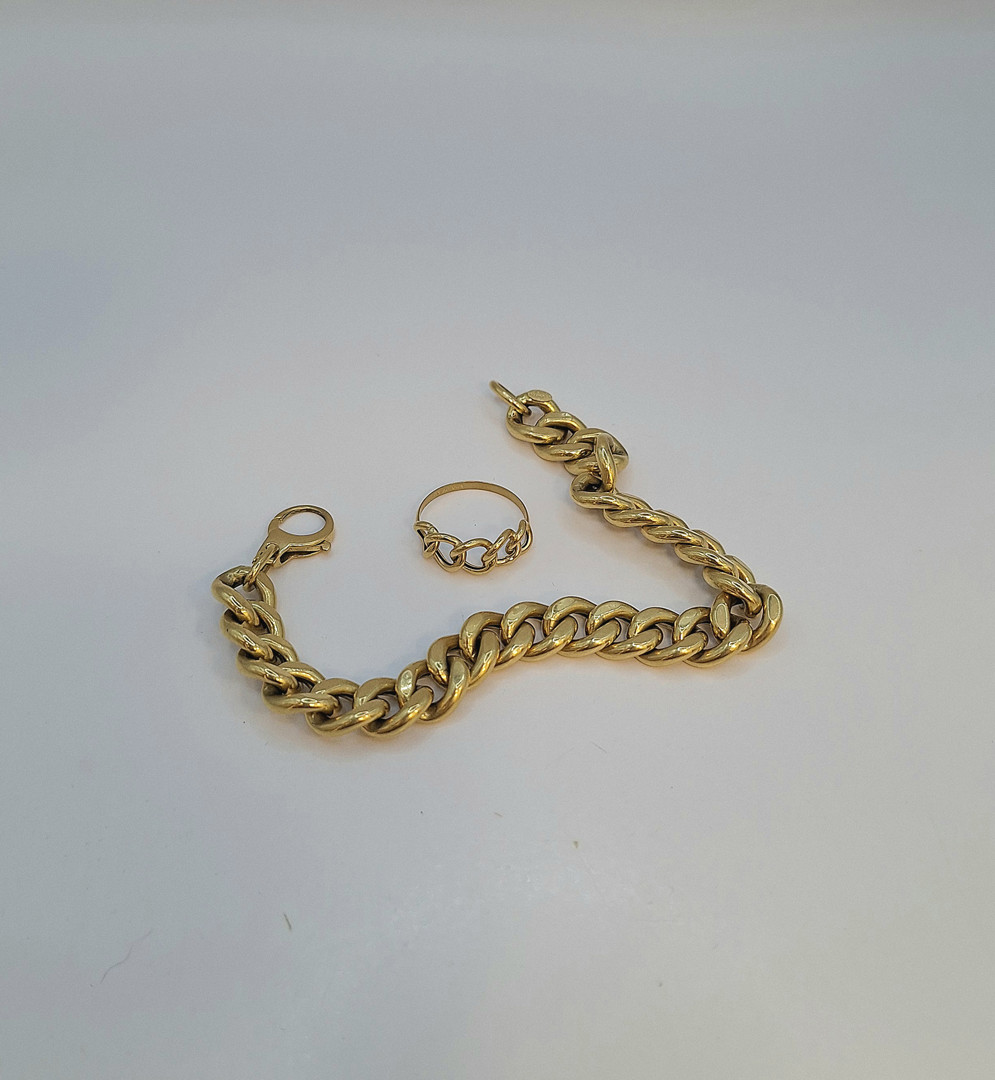 Bracciale e anello oro