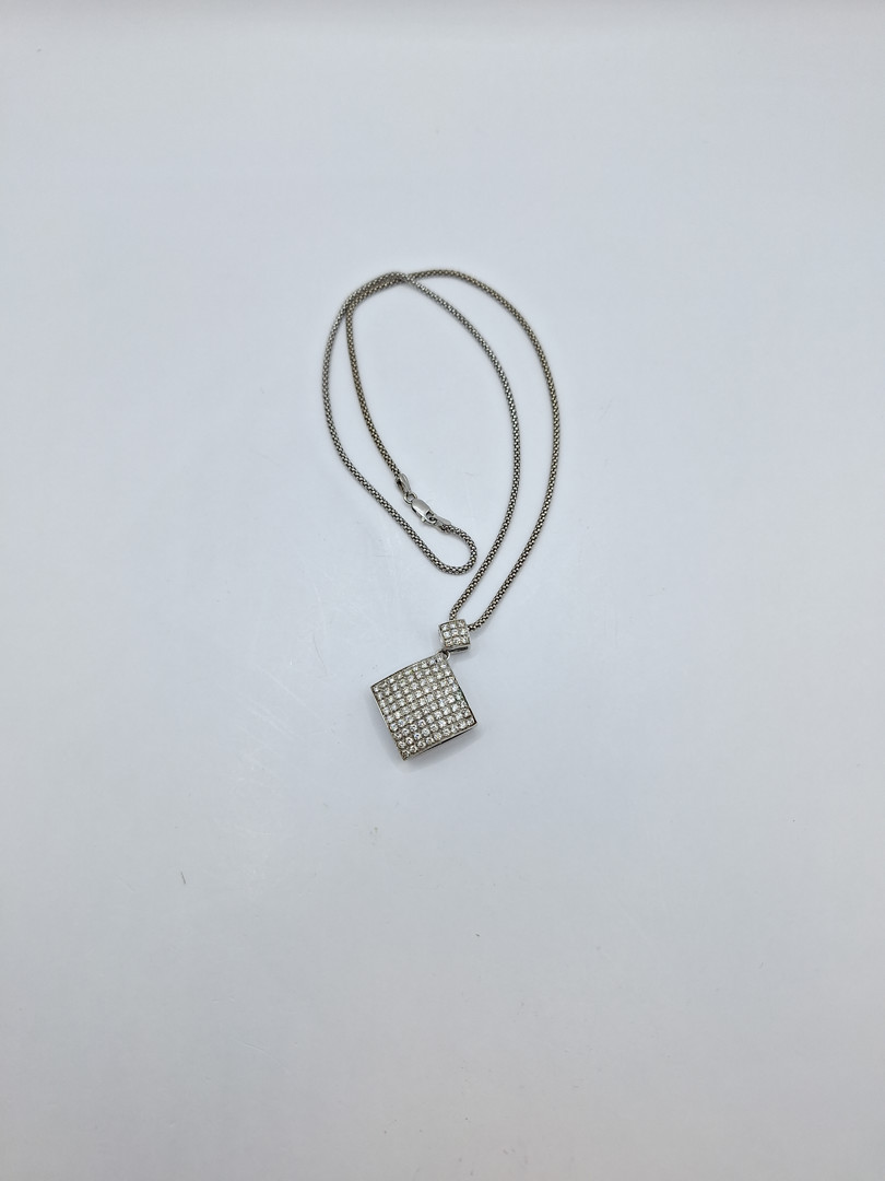 Collana e ciondolo oro diamantini