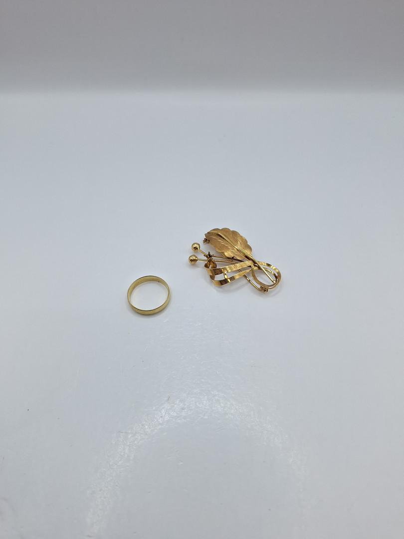 Spilla e anello oro 