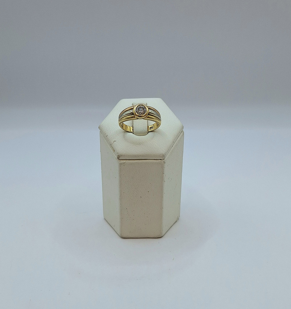 Anello oro diamante