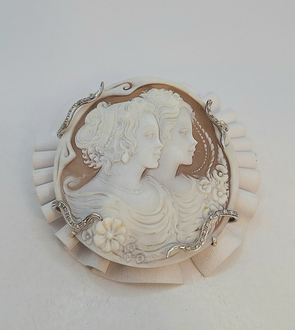 Spilla oro cammeo diamantini