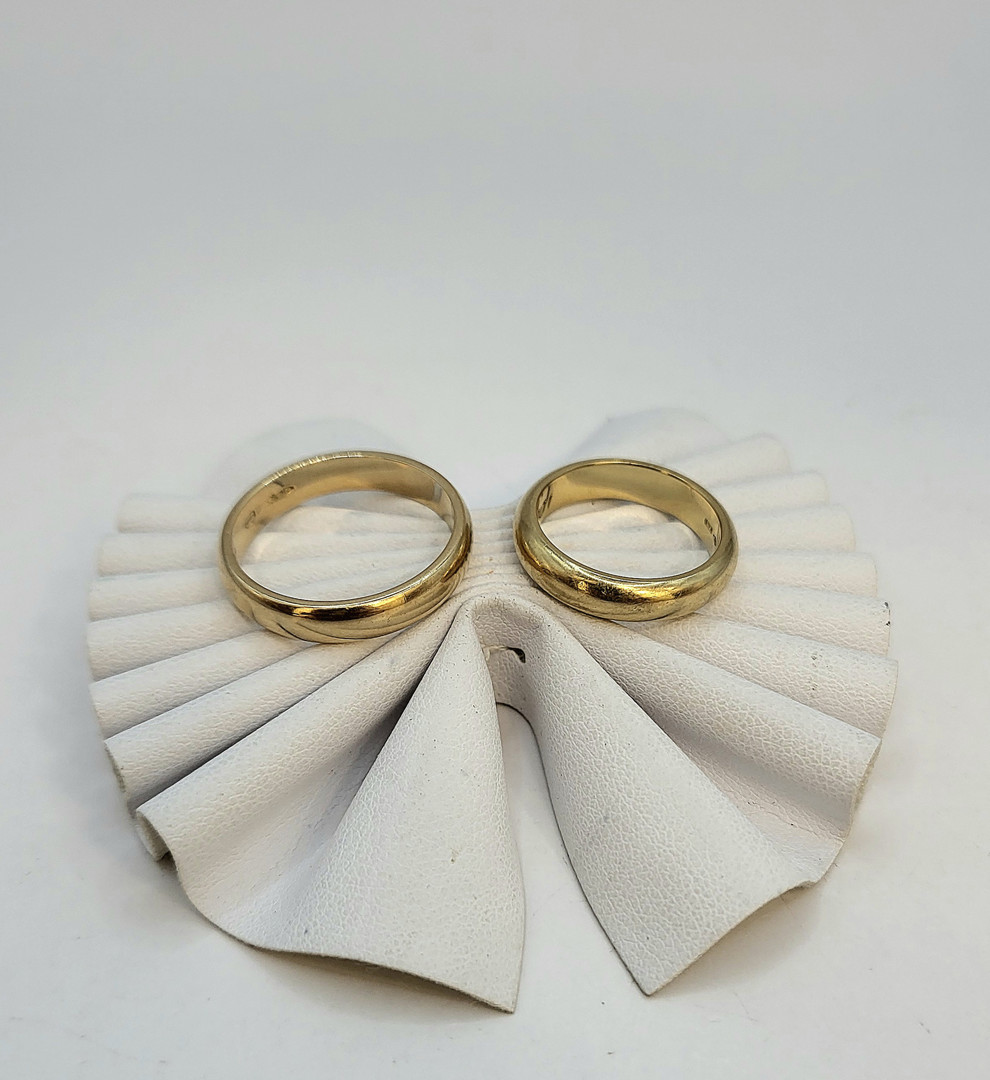 Due anelli oro 