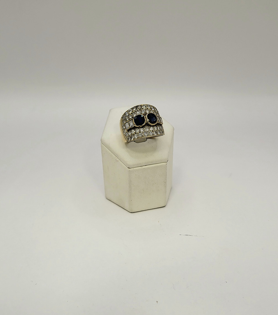 Anello oro pietre diamanti