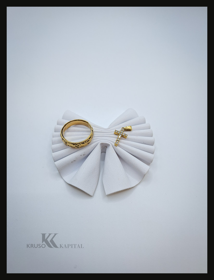 Anello croce oro diamanti