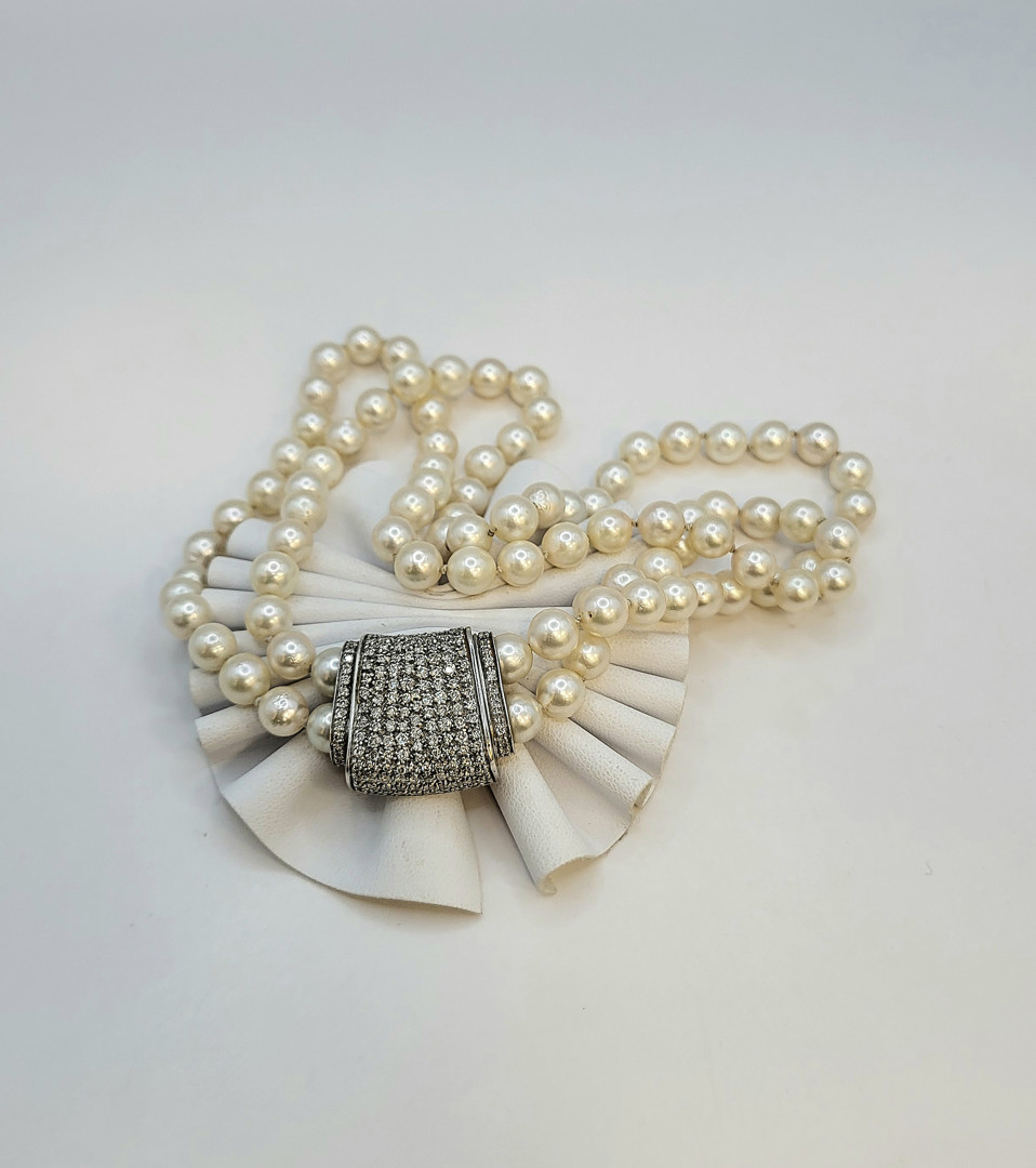 Collana perle oro diamanti