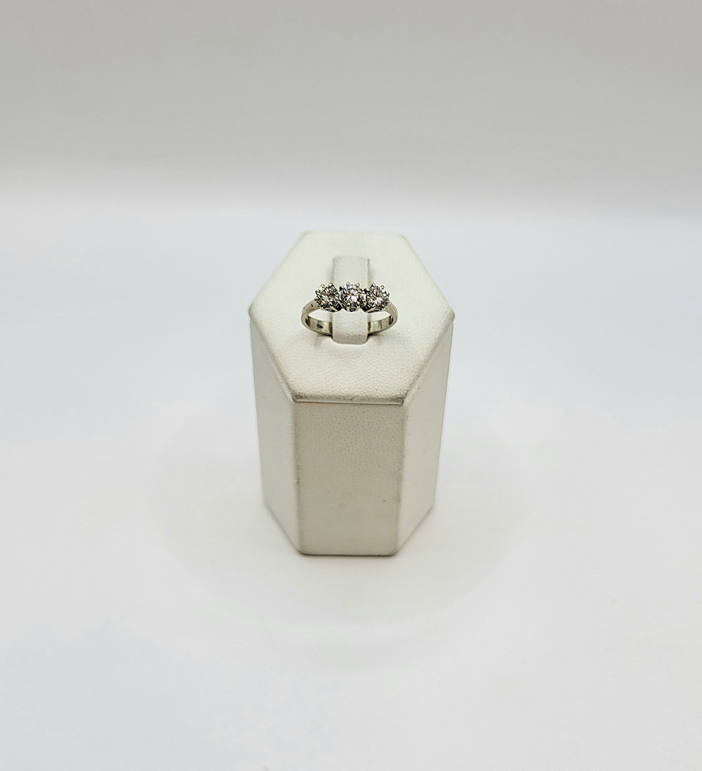 Anello trilogy oro diamanti