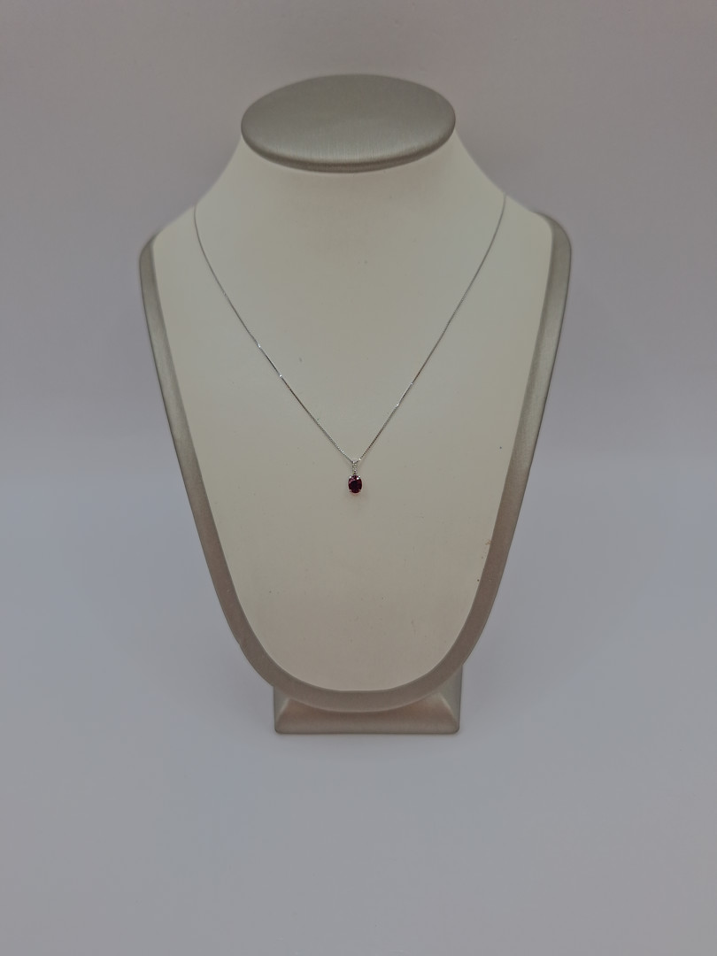 Catenina con ciondolo oro pietra diamantini