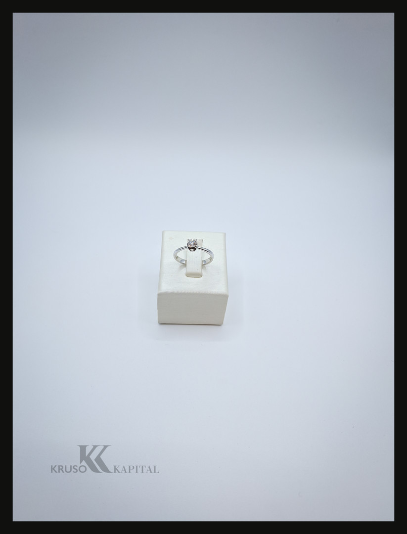 Anello oro diamante