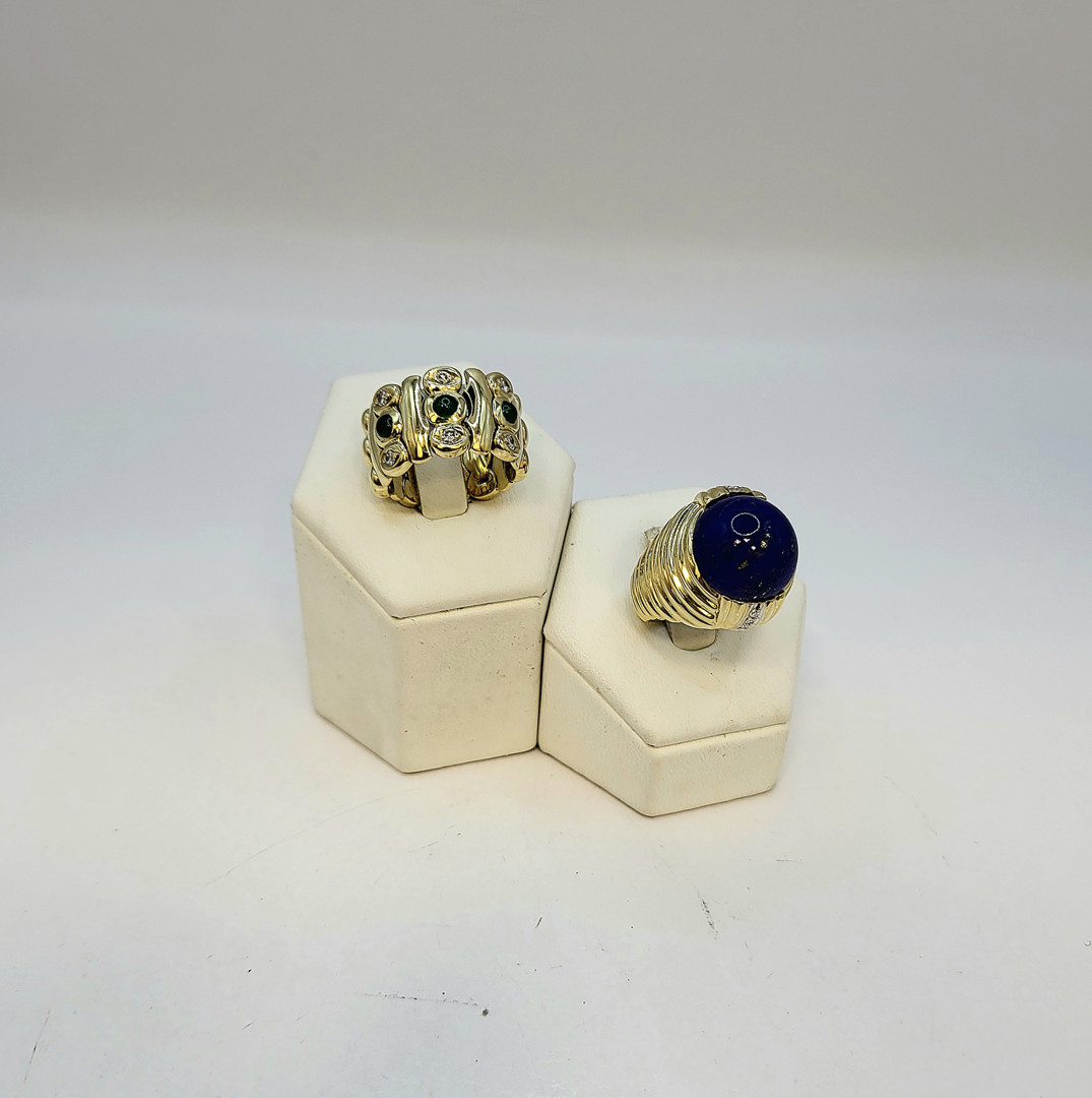 Due anelli oro diamantini pietre