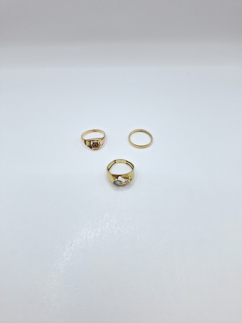 Tre anelli in oro 
