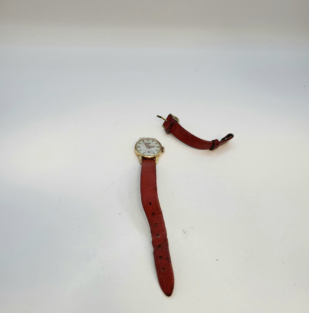 Orologio oro metallo