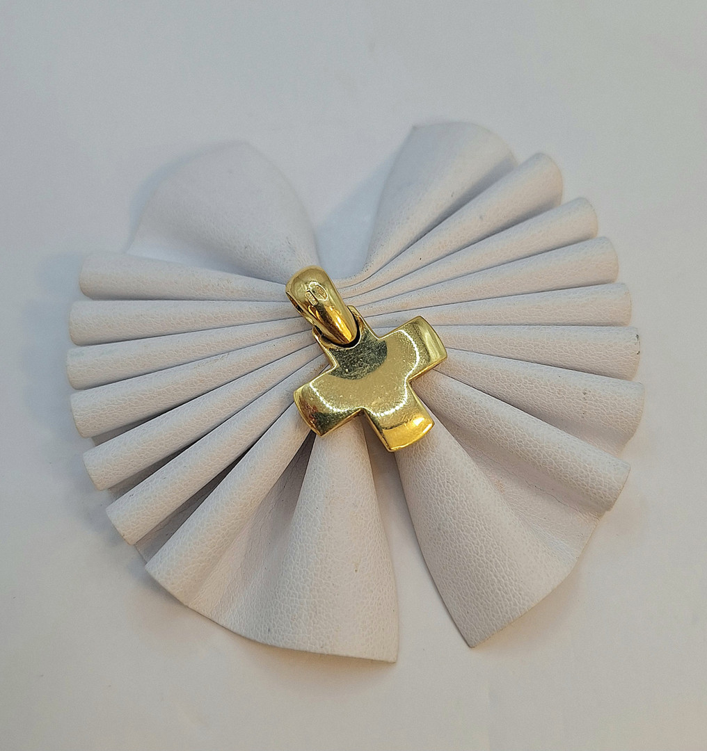 Croce a firma Pomellato oro