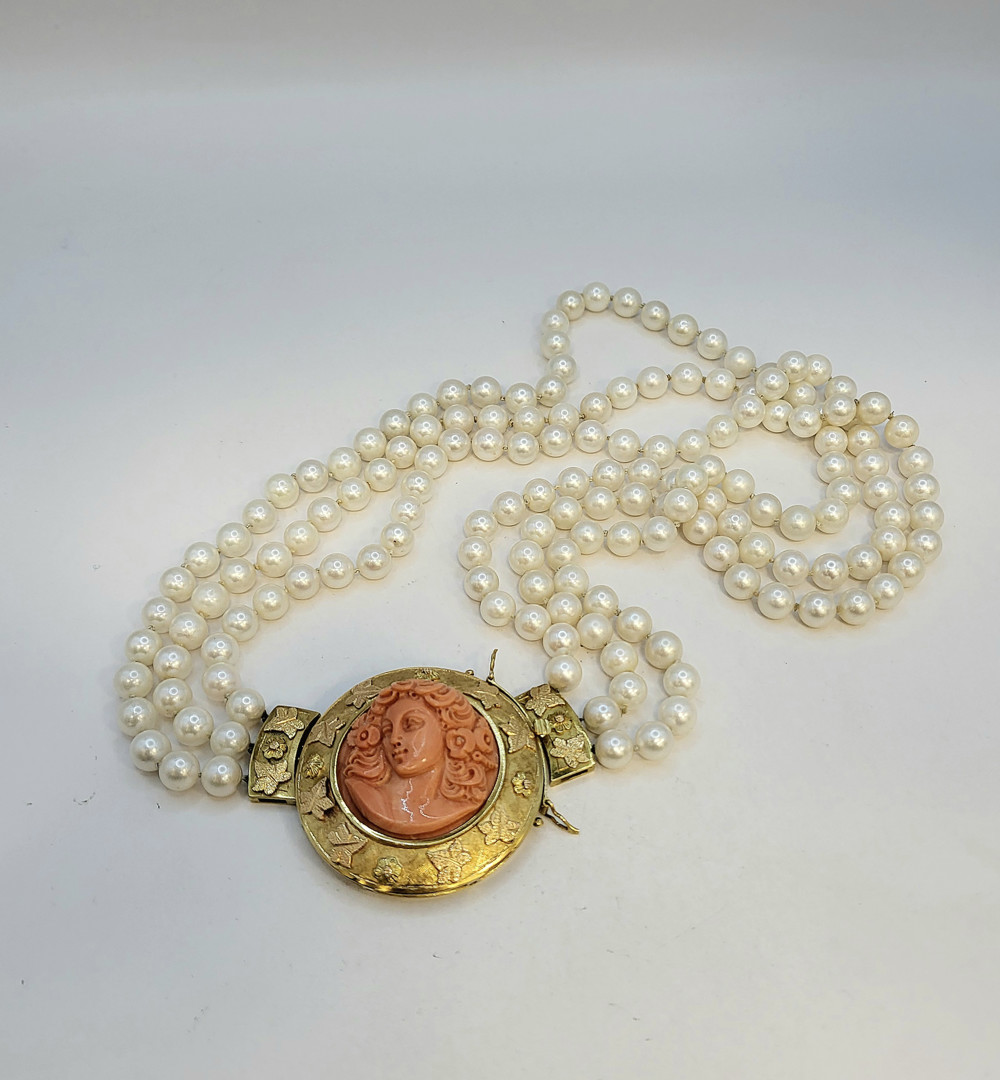 Tre fili perle fermezza oro pietra