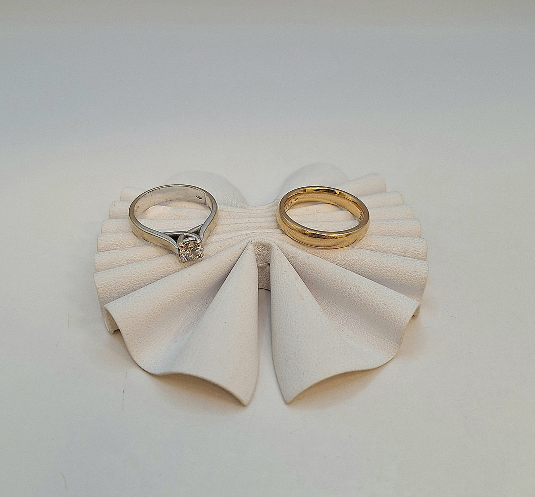 Due anelli oro diamante