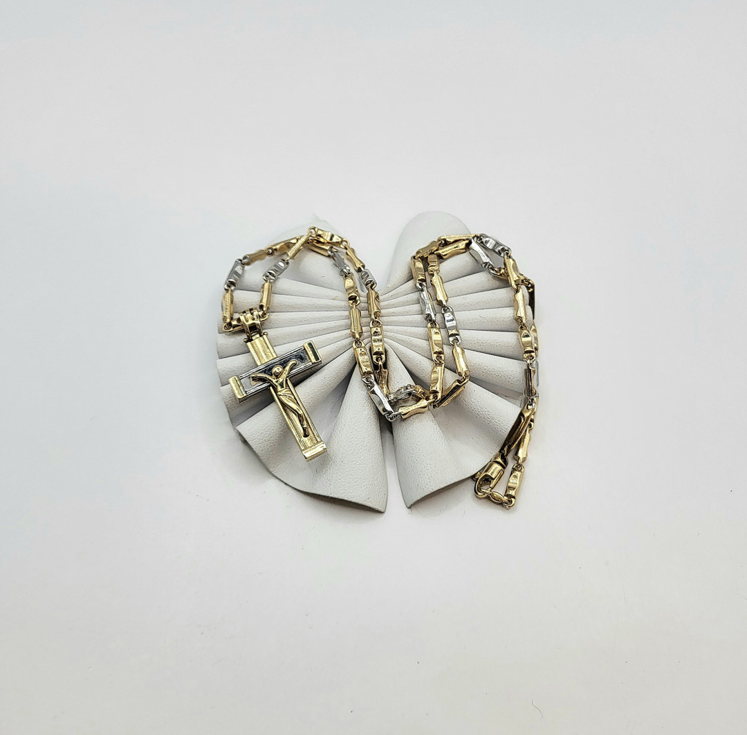 Collana e croce oro