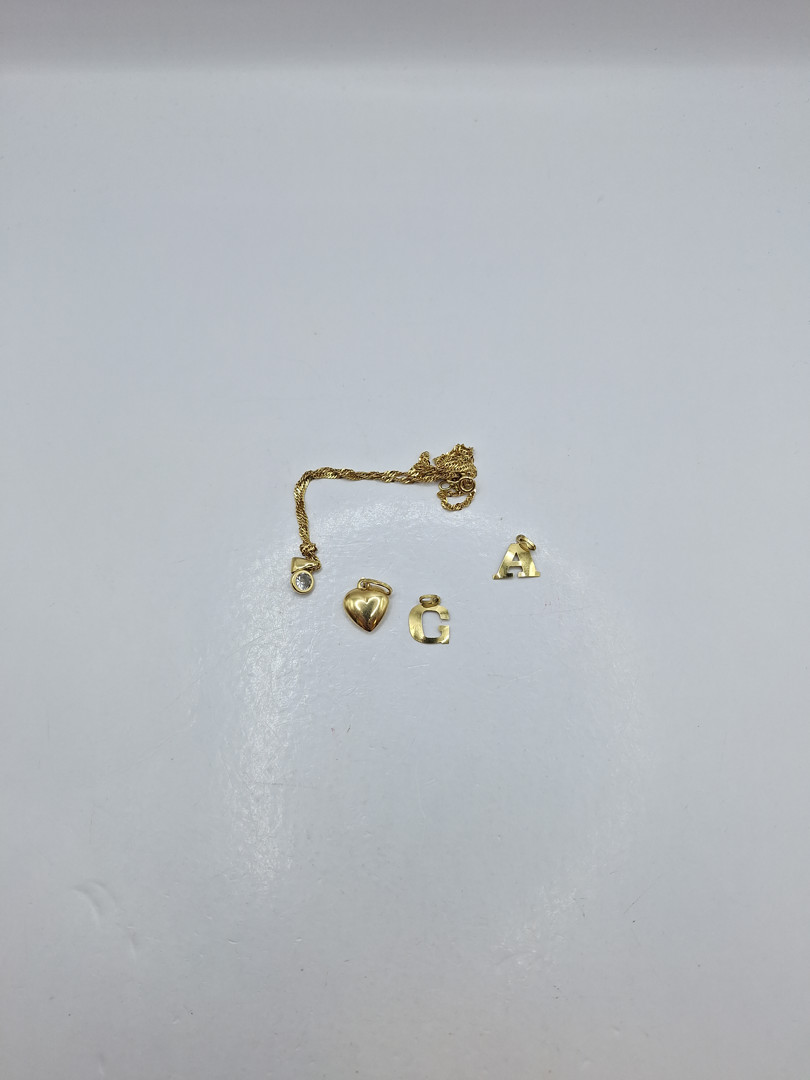 Collana quattro ciondoli oro