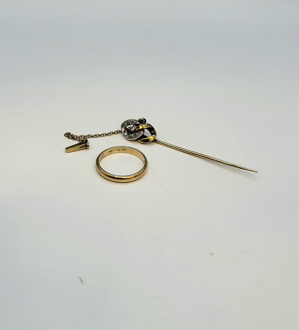Anello spilla oro