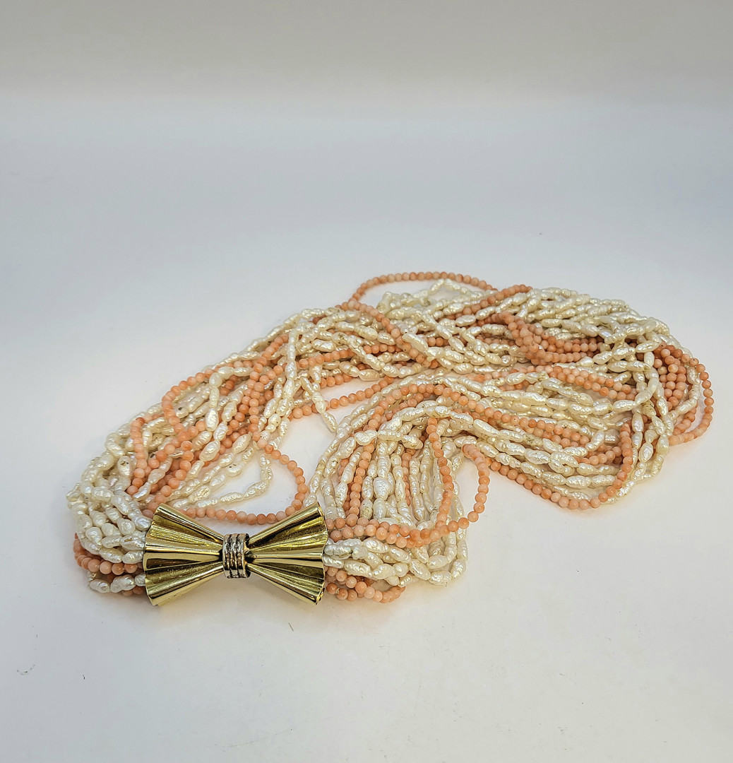 Collana perle coralli pietre oro 