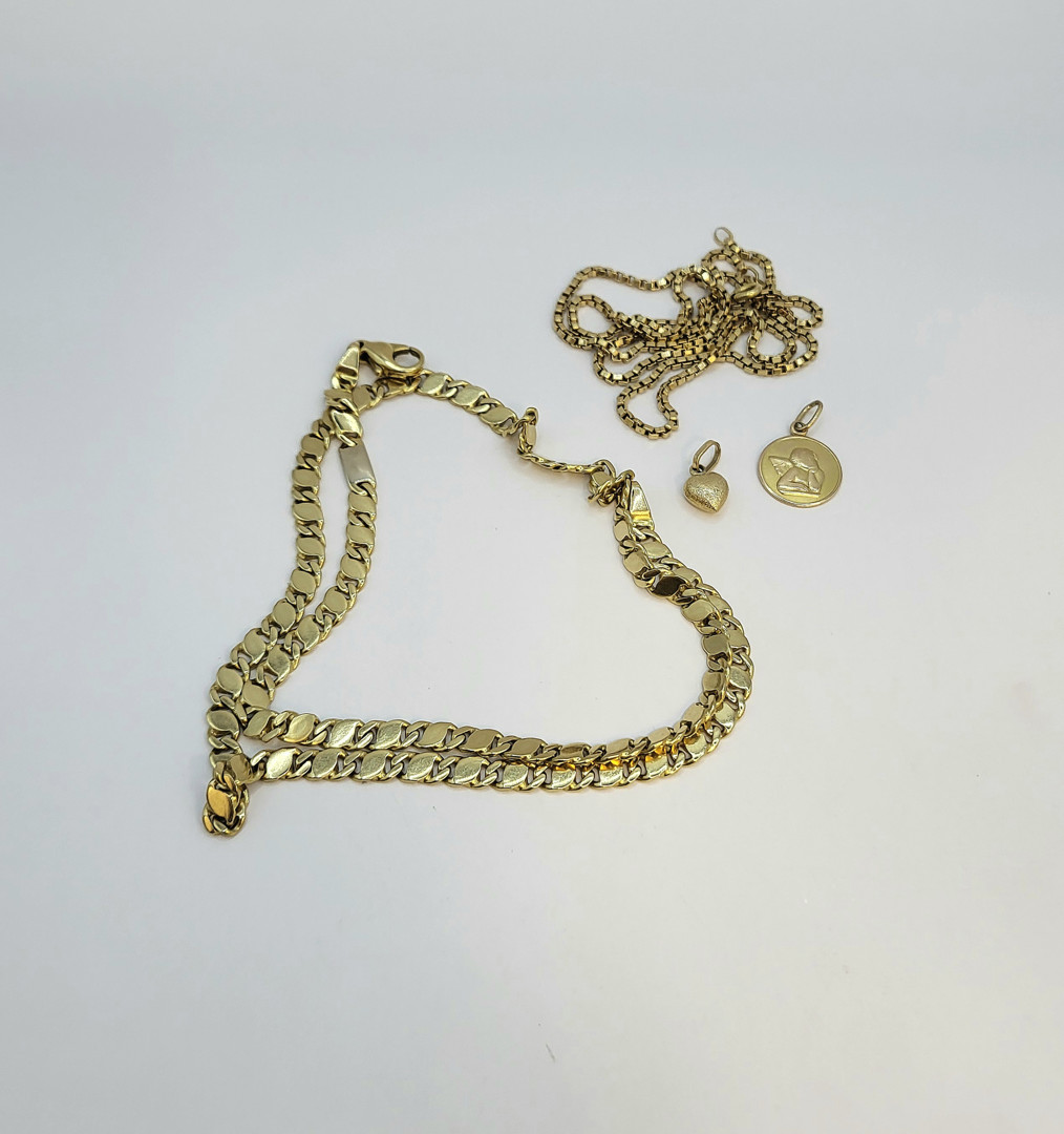 2 collane 2 ciondoli oro