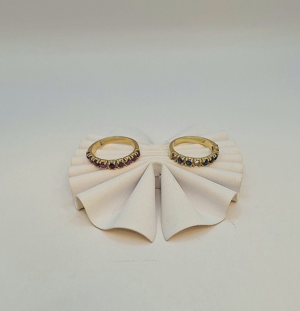 Due anelli oro pietre