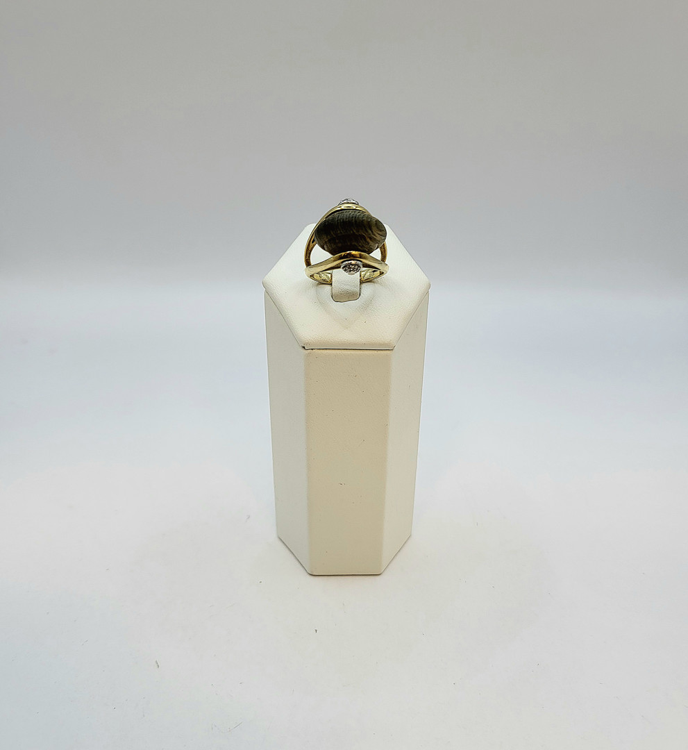 Anello oro diamanti e materiale composito