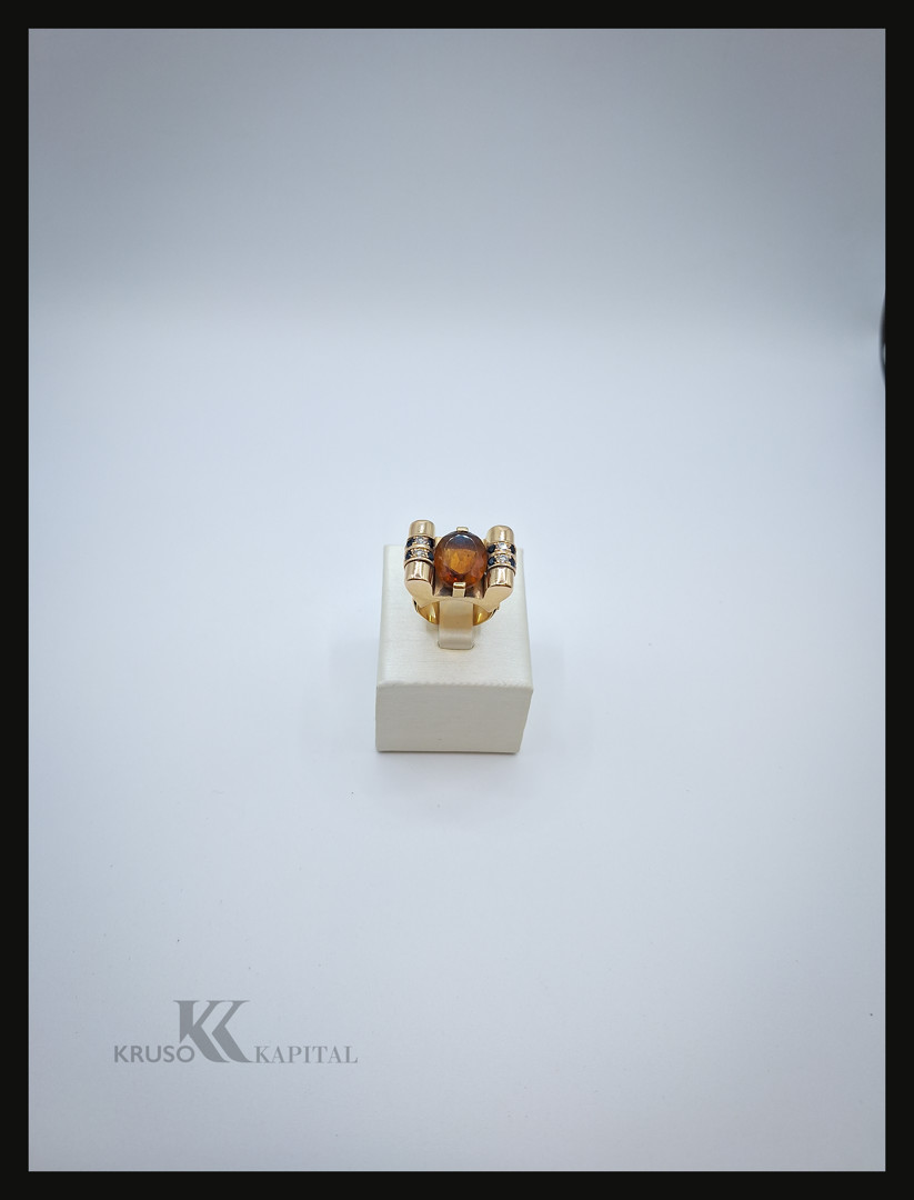 Anello oro con pietre e diamantini