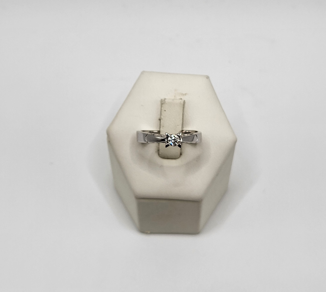 Anello oro diamante