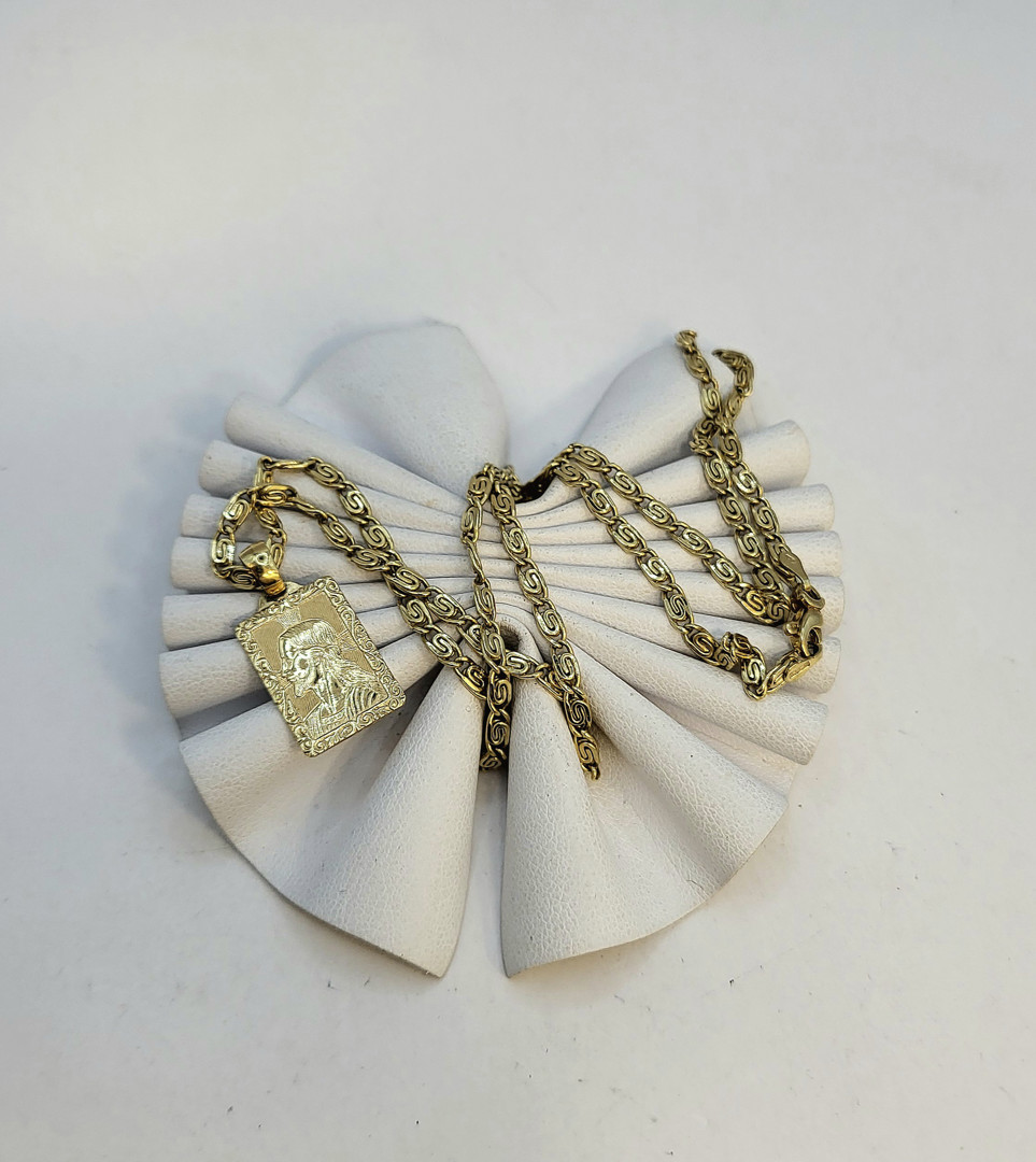 Catena e ciondolo oro