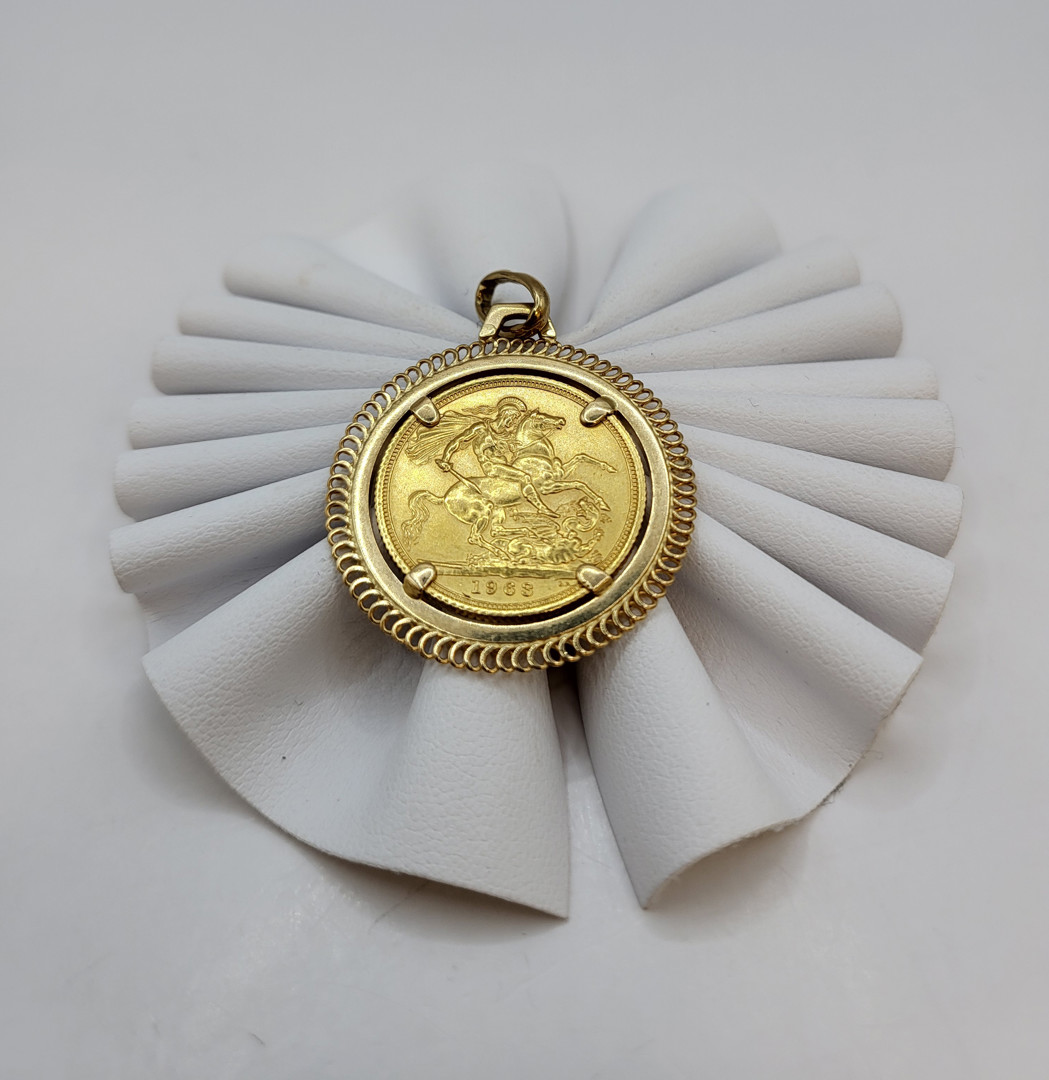 Ciondolo con moneta oro