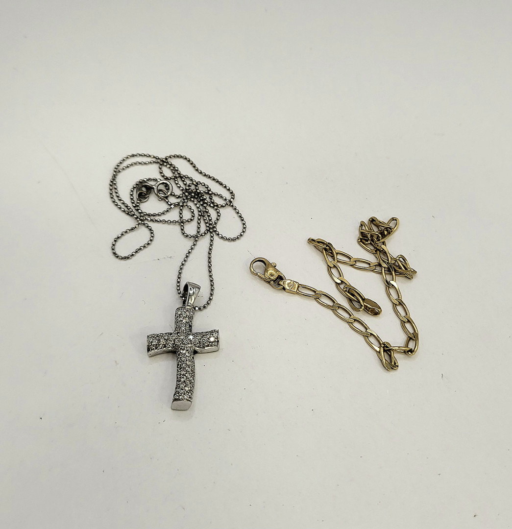 Bracciale collana e croce oro diamantini 