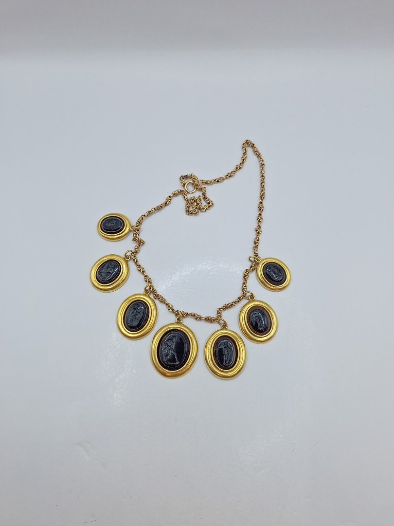 Collana oro pietre