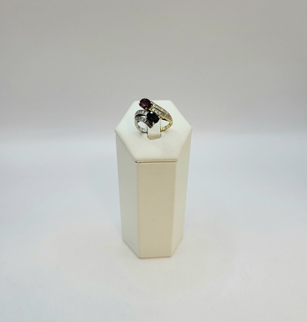 Anello oro diamantini pietre