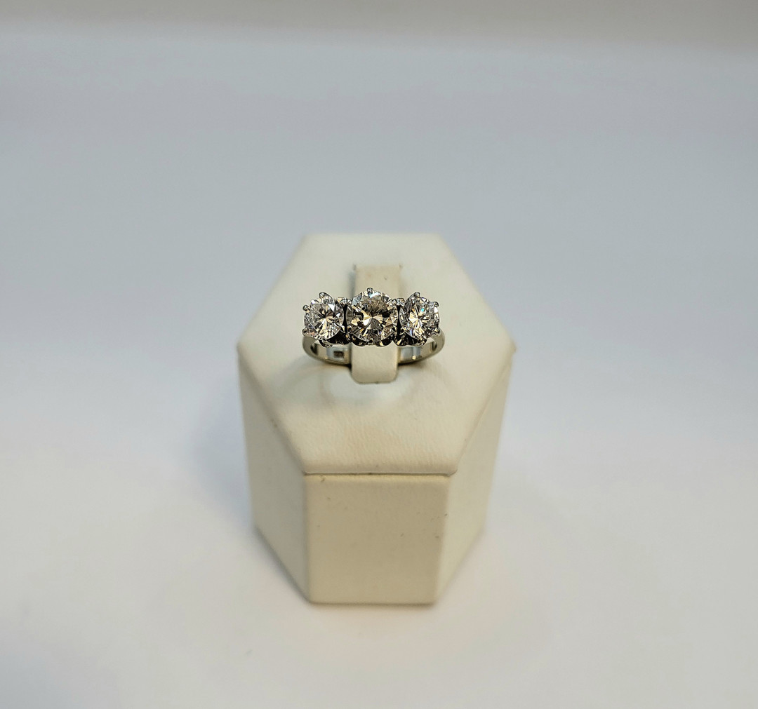Anello trilogy oro diamanti