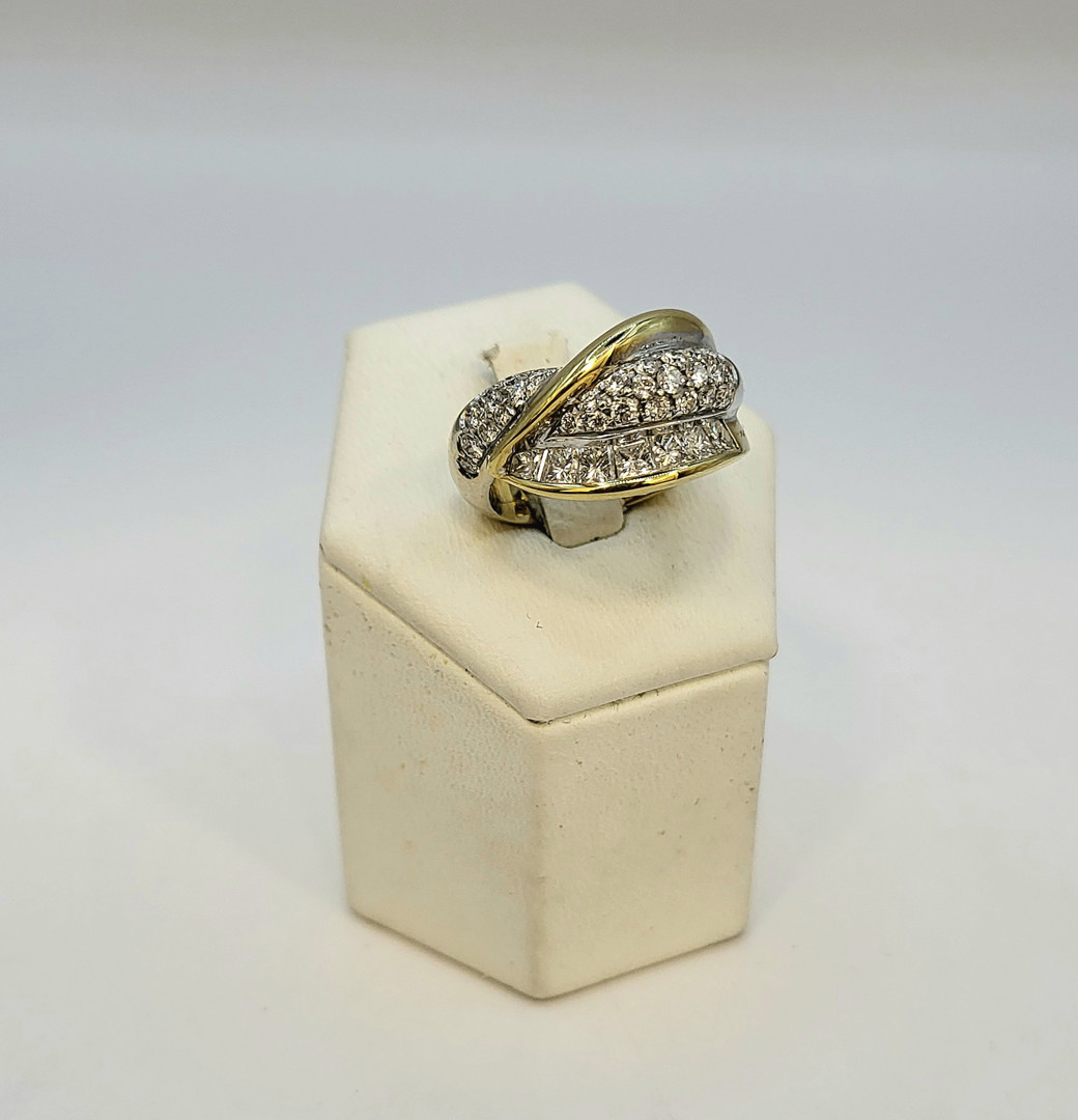 Anello oro diamanti