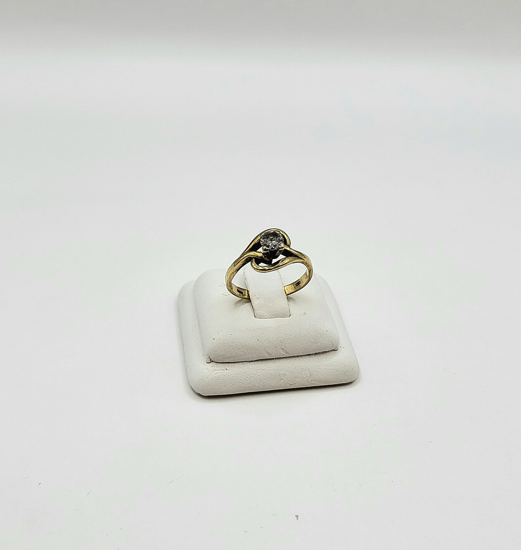 Anello oro diamante