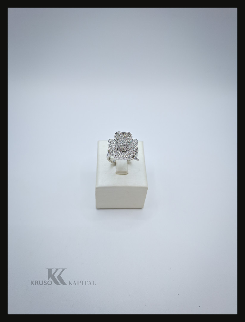 Anello oro con diamanti 