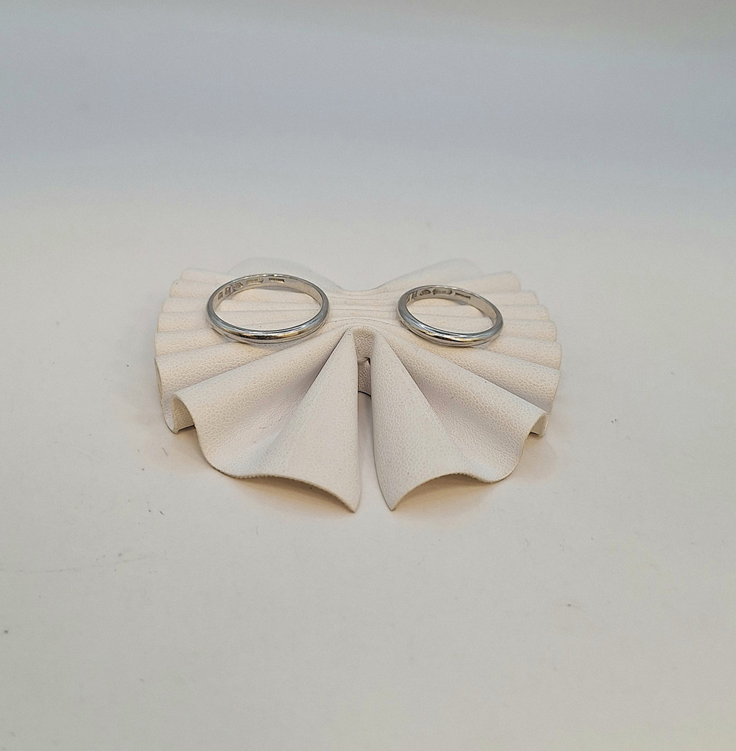 Due anelli a firma Bulgari platino