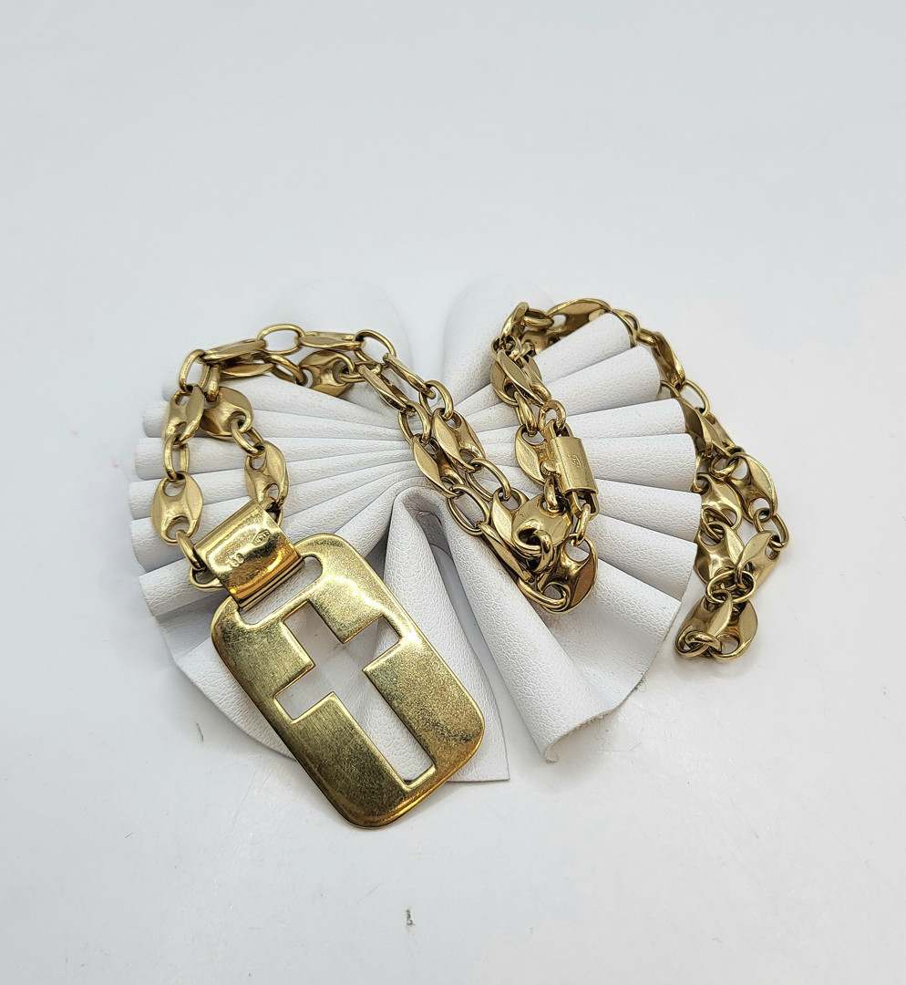 Catena e ciondolo oro